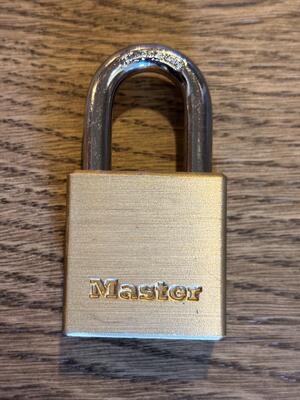 Master Lock 575DPF