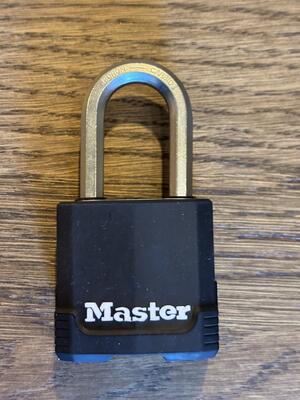 Master Lock Magnum